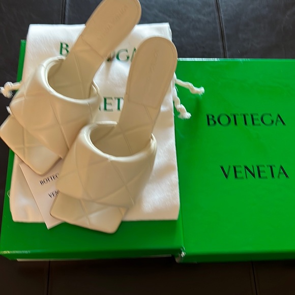 Bottega Veneta Shoes - Bottega Veneta  Lido Sandal EUR 40.5 US 9.5